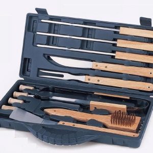 סט מנגל 12 חלקים במזוודה.