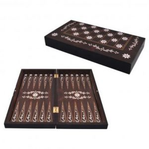 שש בש מעץ מלא עם עיטורים